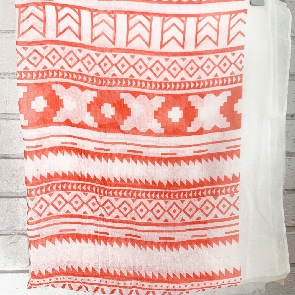 Do Everything In Love Aztec Print‎ Scarf - Picture 7 of 8